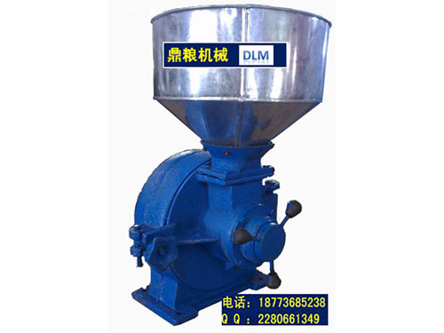 30型磨片式粉碎機(jī)、磨粉機(jī)磨粉機(jī)，磨片式，產(chǎn)量達(dá)1000公斤時(shí),粗細(xì)可調(diào)